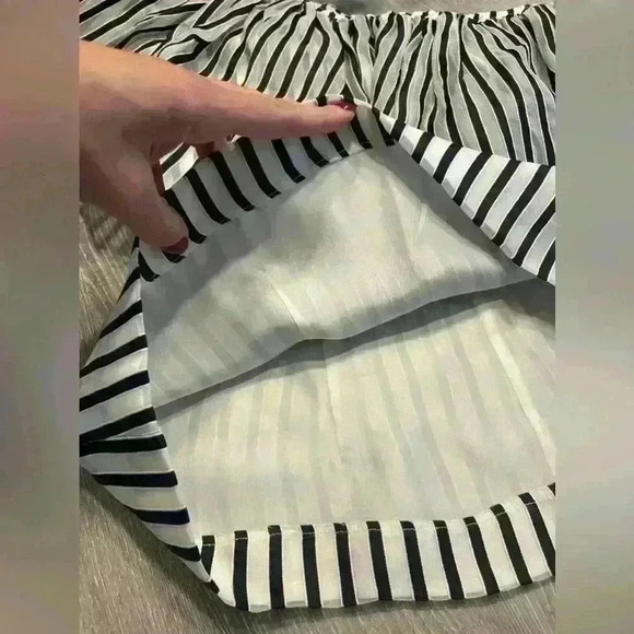 Doncaster Collection Striped Silk One shoulder top 6 - Picture 5 of 5